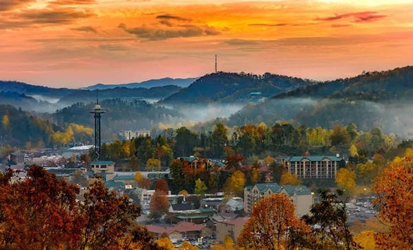 Travel To Pigeon Forge, Tennessee
